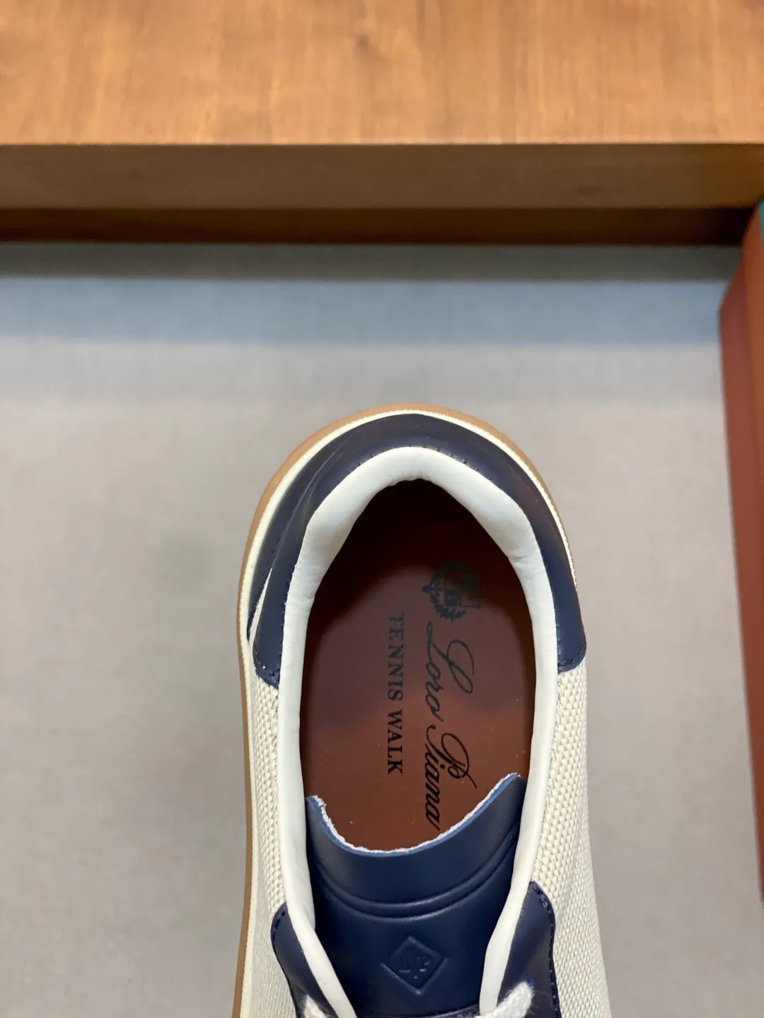 💰760 Loro Piana - Classic casual shoes, men's lace-up casual shoes and sneakers, high-quality lightweight and comfortable fabrics, suitable for outdoor leisure, the color scheme is young and energetic, and it looks great with sportswear or casual suits! Code number: 39-44 (38, 45, 46, can be customized)